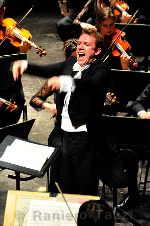 Daniel Harding with the Royal Concergebouw Orchestra in San Carlo Theater - Napoli, Italy