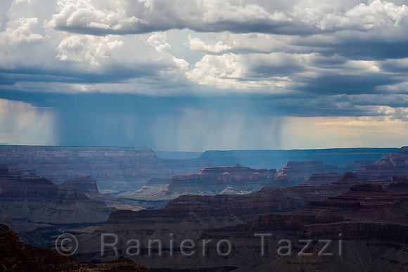 Rain in Grand Canyon