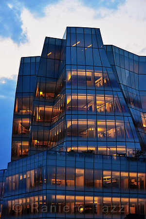 IAC Building at Dusk, New York - Architect: Frank Gehry