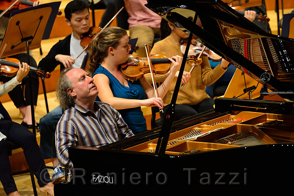 Jeffrey Kahane with the New World Symphony Orchestra, Miami