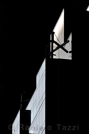 Metallic reflections on a building - Manhattan, New York, Usa
