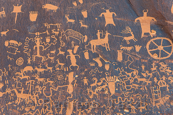 Newspaper Rock State Historic Monument, Canyonlands National Park, Utahland