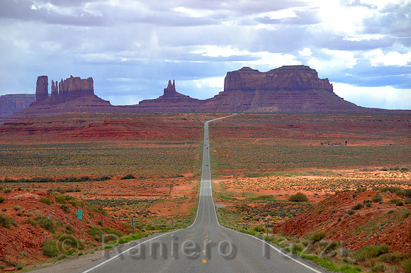 Before the storm on US Route 163 in the Monument Valley - Utah, Usa